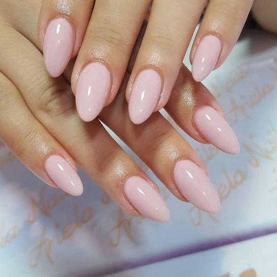 Discover the Hottest Pink Almond Nail Shapes for Summer!